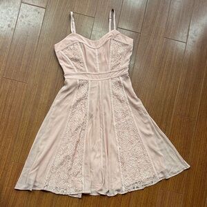 Forever 21 Womens Blush Chiffon & Lace Detail Dress size Small